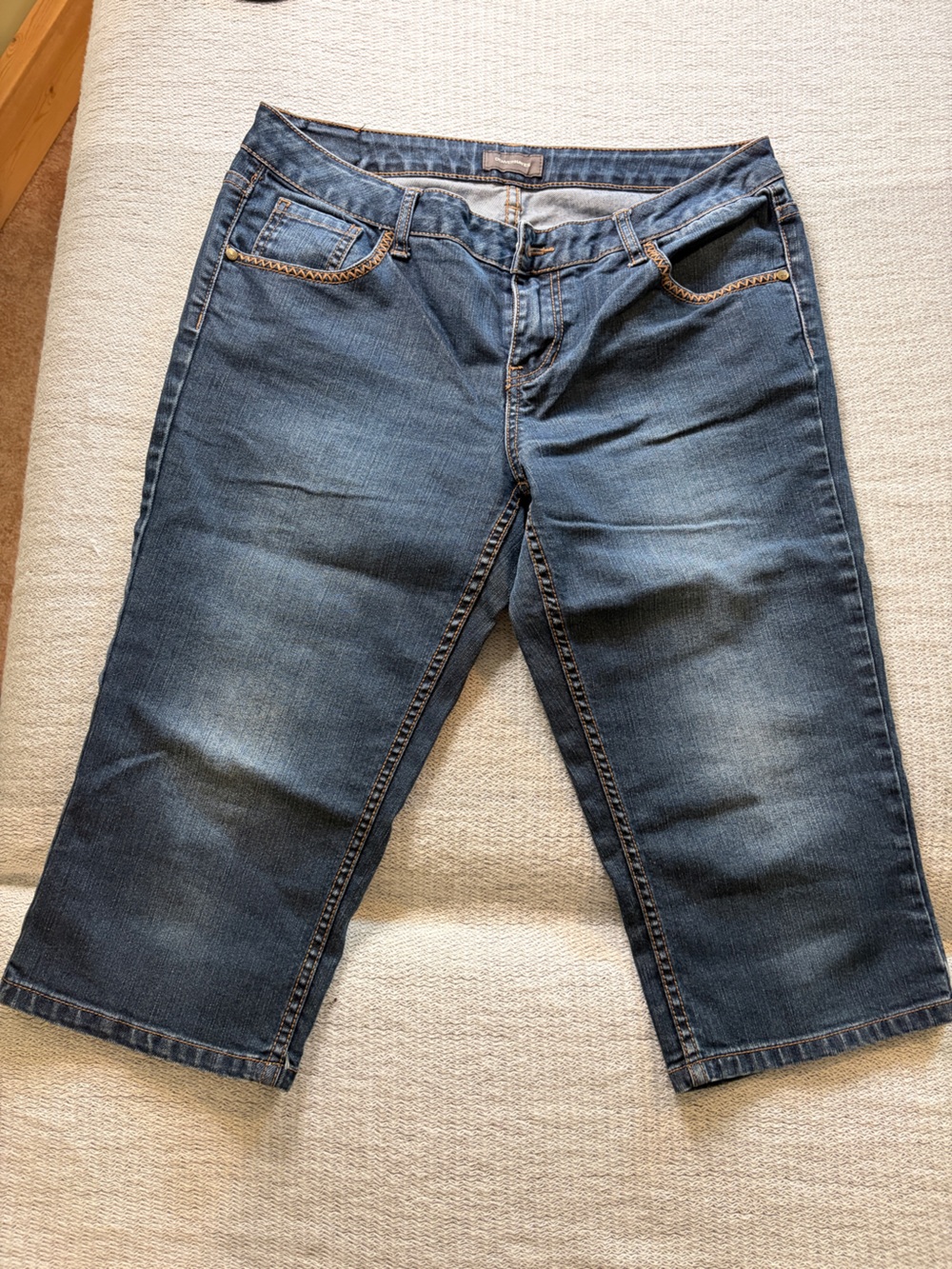Denver Hayes Women’s Relaxed Capris